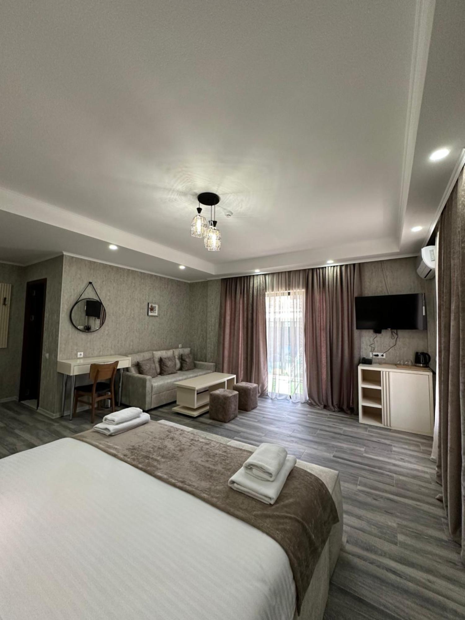 Luxmani Hotel & Spa Tbilisi Exterior photo