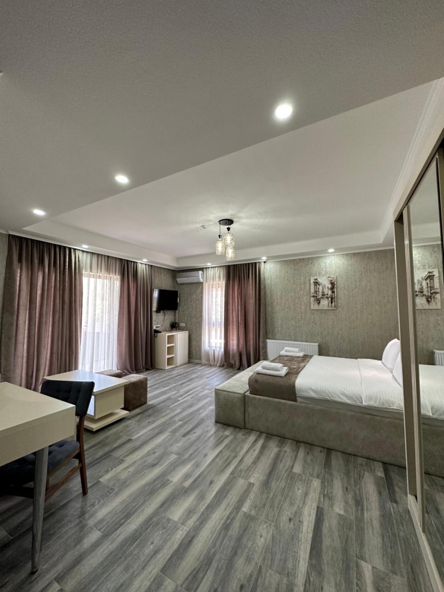 Luxmani Hotel & Spa Tbilisi Exterior photo