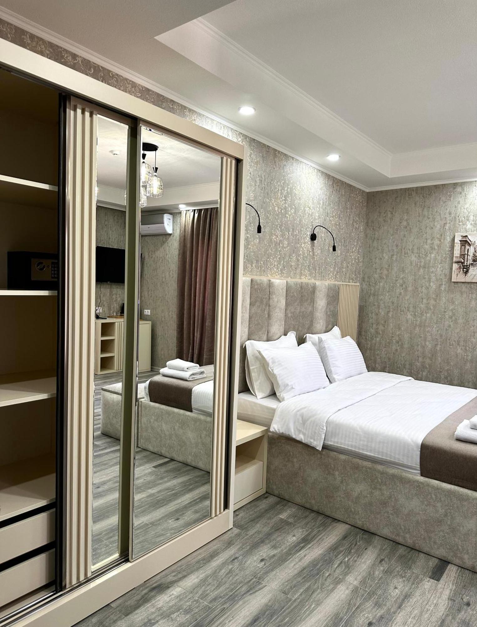 Luxmani Hotel & Spa Tbilisi Exterior photo
