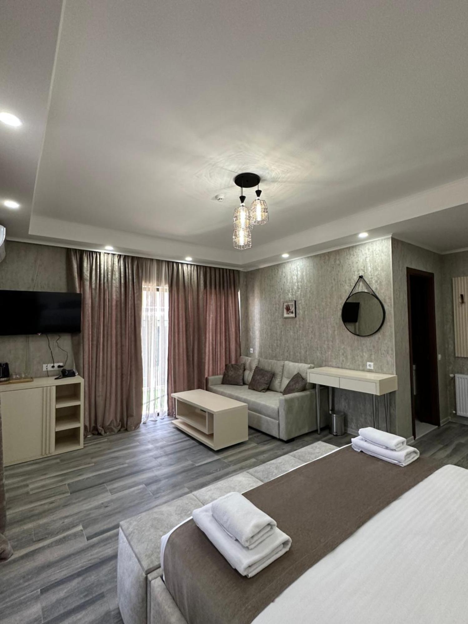 Luxmani Hotel & Spa Tbilisi Exterior photo