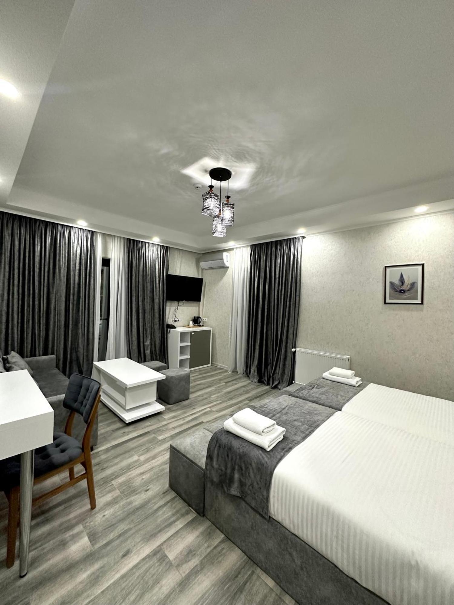 Luxmani Hotel & Spa Tbilisi Exterior photo